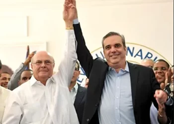 20 hipolito y abinader.jpg