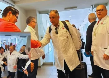 medicos cubanos rcv .jpg