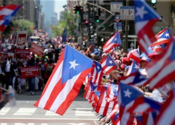 desfile ny bandera puerto rico