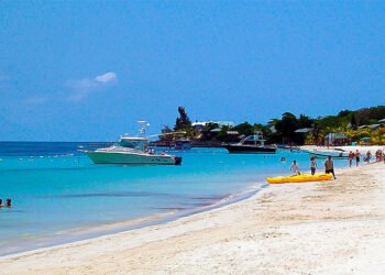 roatan destino turistico forbes