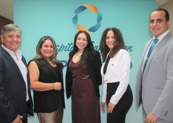 img 0698 martin rivera plaza lydia gonzalez dra nathalie rivera morales marisol baerga duhabel pagan