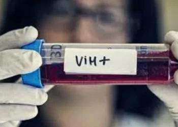 red gradient full photo crime news twitter post 20240822 233949 0000