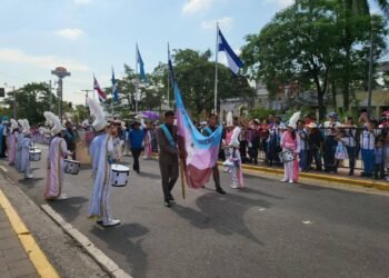 desfiles escuelas 8544304 20240914084953