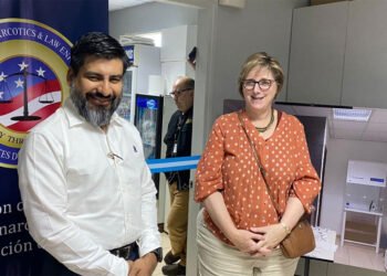 johel zelaya laura dogu