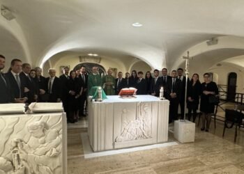 cq5dam.thumbnail.cropped.1000.563