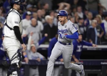 dodgers remontan ante yankees y conquistan la serie mundial focus 0.12 0.55 896 504