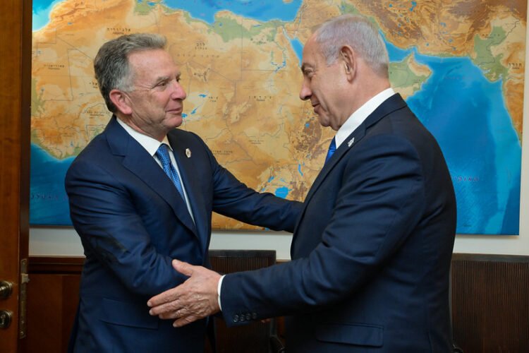 54296106406 d786a600f0 c