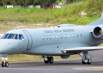 principal honduras ofrece aviones militares migrantes