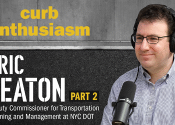 EL COMISIONADO ADJUNTO ERIC BEATON HABLA SOBRE LA ILUMINACIÓN NATURAL, EL REPARTO Y EL FUTURO DE VISIÓN CERO EN EL ÚLTIMO EPISODIO DEL PODCAST CURB ENTHUSIASM DEL NYC DOT