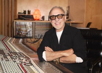 El himno oficial de Leagues Cup “Nuestros Colores” estrena remix y video con la estrella del pop latino Mario Bautista, bajo la producción de Emilio Estefan Jr., rumbo al torneo 2025