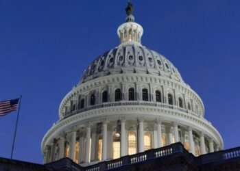 Senado de EE.UU. aprueba recorte de $9.000 millones destinados a ayuda exterior y medios públicos