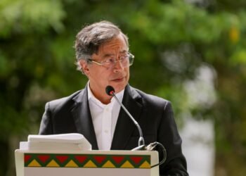 🇨🇴🗣️ Petro niega existencia del “Cartel de los Soles” y acusa a narcos en Europa y Oriente Medio