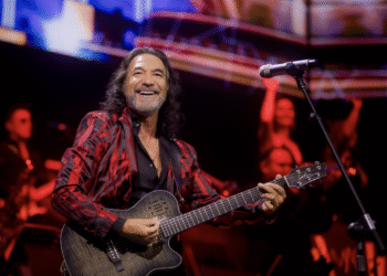 MARCO ANTONIO SOLÍS ARRANCA SU GIRA “MÁS CERCA DE TI” CON DOS ELECTRIZANTES CONCIERTOS CONSECUTIVOS EN DENVER