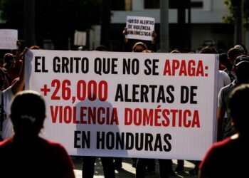 🚨 EL GRITO QUE NO CALLA: +26 MIL ALERTAS POR VIOLENCIA DOMÉSTICA EN HONDURAS 💔📞