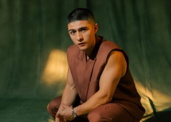 La estrella ecuatoriana Alex Ponce, nominado a Premios Juventud 2025