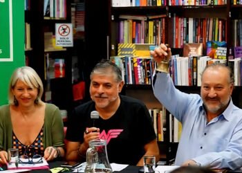 Manifiesto Barca del NosOtros travesía de ultramar que construye nuestro destino