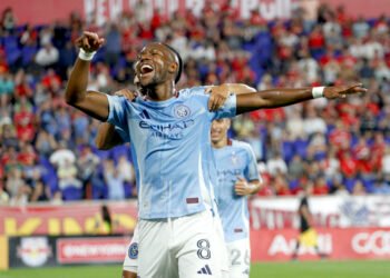 Thiago Martins marca la diferencia y guía al NYCFC en un triunfo clave sobre los Red Bulls