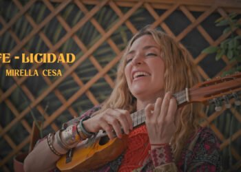“Fe-licidad”: el homenaje de Mirella Cesa a la familia, la música y la esencia del Ecuador en su nuevo vídeo que transforma lo cotidiano en arte