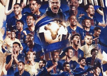 PSG SE CORONA CAMPEÓN INTERCONTINENTAL