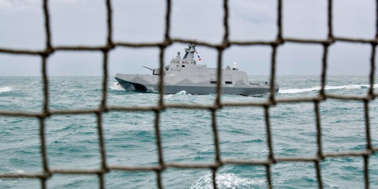 Aumenta la tensión entre Japón y China tras incidente con patrulleros en las disputadas islas Senkaku