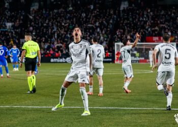 NOCHE HISTÓRICA: ALBACETE FIRMA UNA REMONTADA ÉPICA ANTE EL MADRID