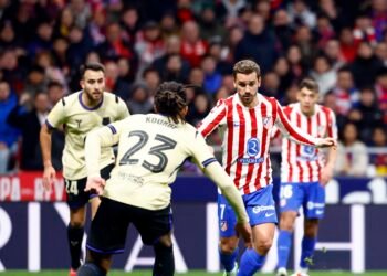 ¡ATLÉTICO HUMILLA AL BARCELONA Y PONE UN PIE EN LA FINAL!