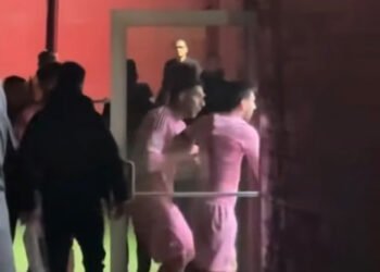 ¡TENSIÓN TOTAL! MESSI ENCARA A LOS ÁRBITROS TRAS LA DERROTA