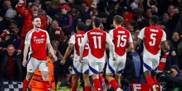 No fue fácil para Arsenal pero avanzó a octavos de final