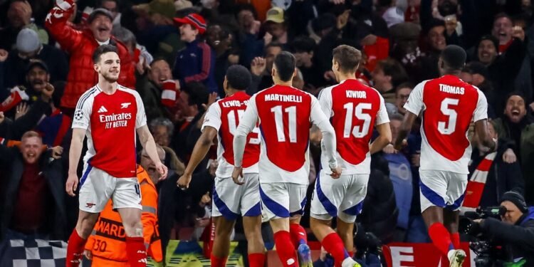 No fue fácil para Arsenal pero avanzó a octavos de final