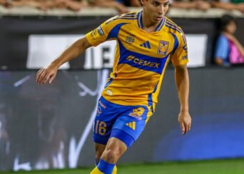 AGUIRRE TOMA DECISIÓN CONTUNDENTE Y DEJA FUERA A LAINEZ