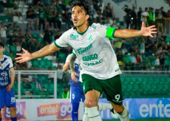 ¡CON DEDICATORIA! MARTINS RESPONDE CON GOLES A SU AUSENCIA