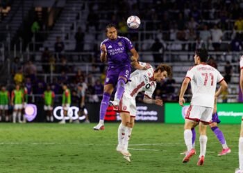 ¡NOCHE PERFECTA PARA ORLANDO! EL EQUIPO DE FLORIDA GOLEA 3-0 A TORONTO FC CON UN FINAL IMPACTANTE